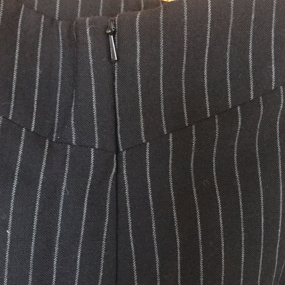 pinstripe skirt, vintage Banana Republic Factory - Picture 4 of 8